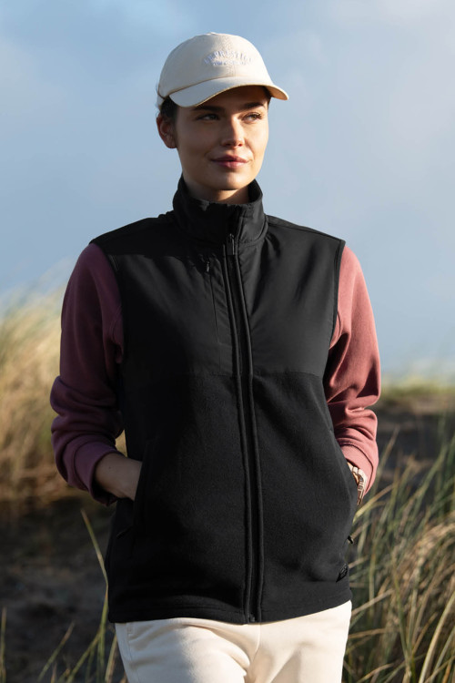 Highland - Fashionable Yoke Fleece Vest