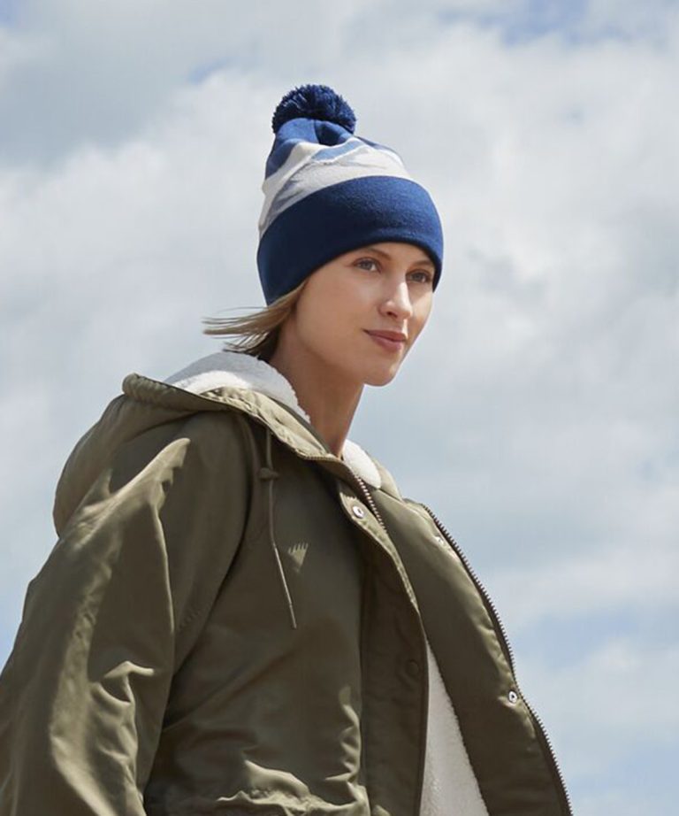Beechfield &#8211; Mountain Peaks Pom Pom Beanie B395R, Vivid Promotion Workwear