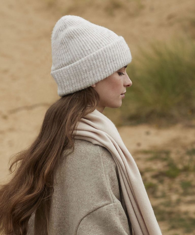Alternative view of Beechfield - Cosy Ribbed Beanie BC386