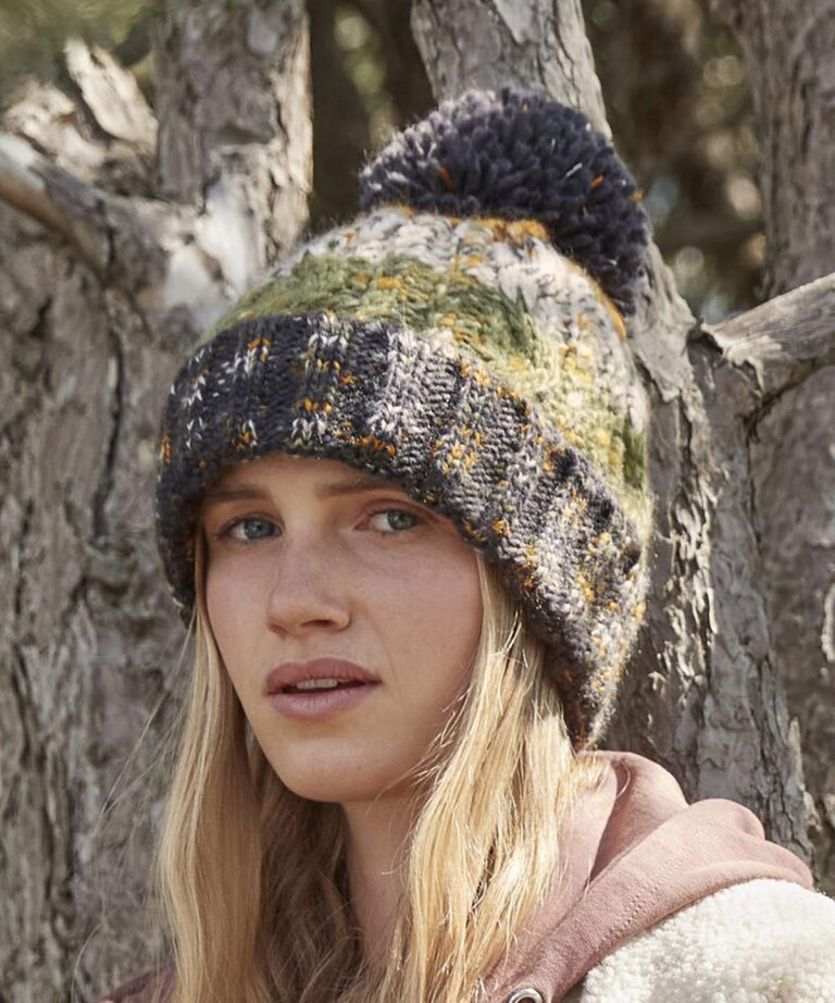 Alternative view of Beechfield - Corkscrew Pom Pom Beanie BC486