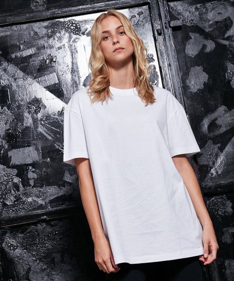 Build Your Brand - Womens Oversized Boyfriend Tee BY149