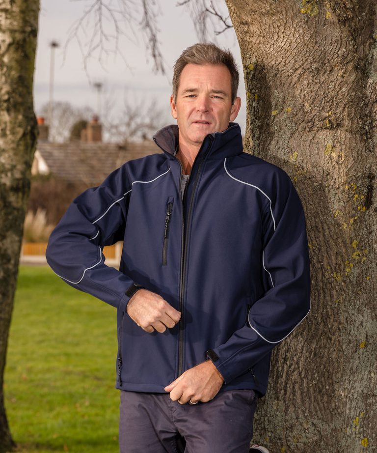 Result Workguard &#8211; Hooded Softshell Jacket R118A, Vivid Promotion Workwear