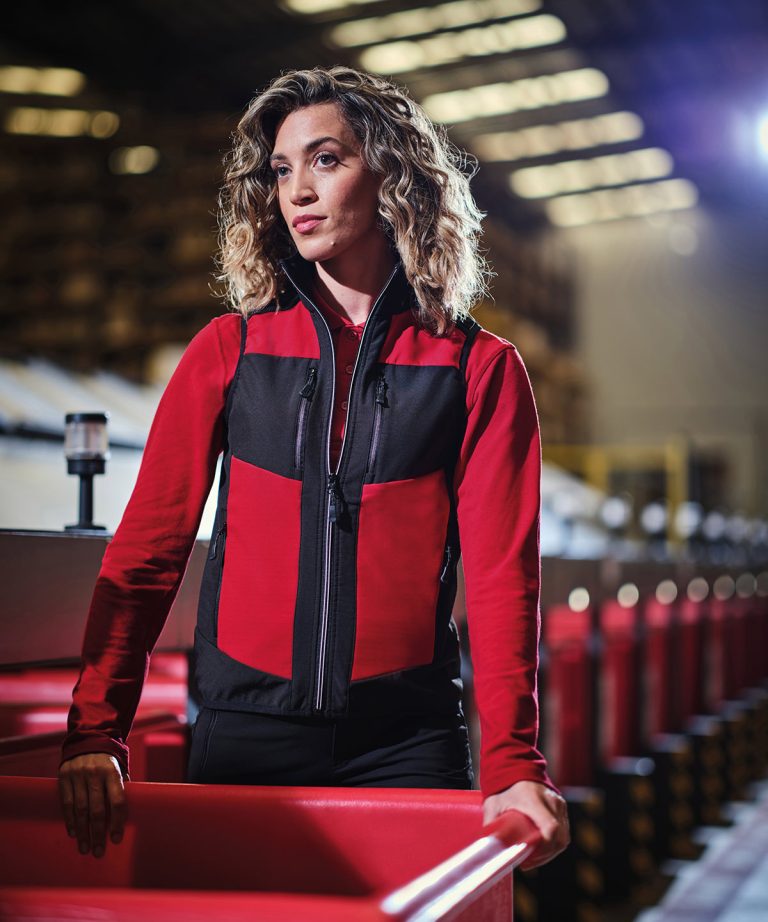 Alternative view of Regatta Professional - E - Volve Unisex 2 - Layer Softshell Bodywarmer RG543