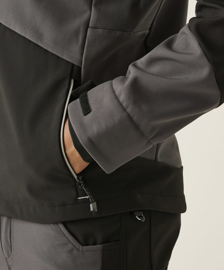 Alternative view of Regatta Professional - 4 Tex Stretch 3 Layer Softshell Jacket RG630