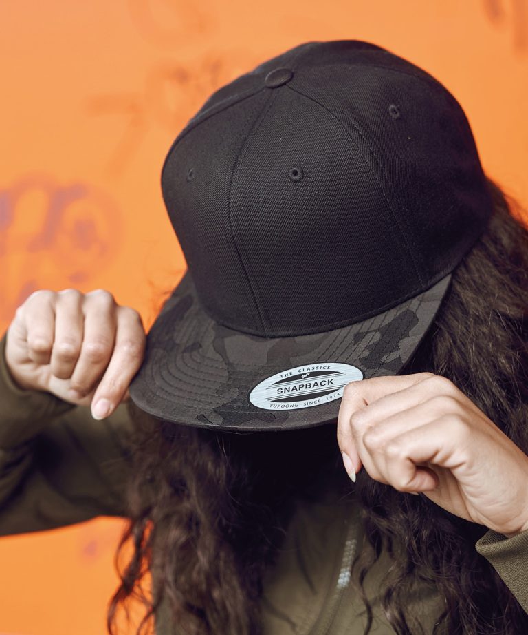 Flexfit By Yupoong &#8211; Camo Visor Snapback (6089Cv) YP025, Vivid Promotion Workwear