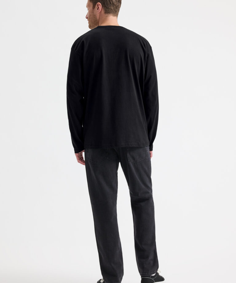 Alternative view of UNEEK Long Sleeve Classic T-Shirt UC314