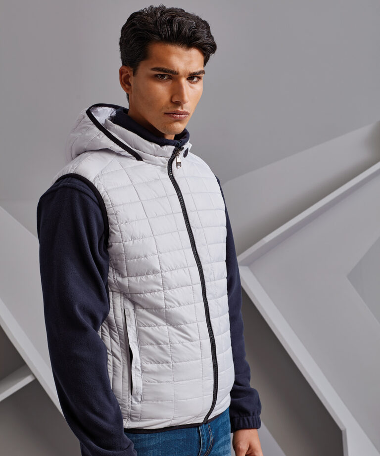 2786 – Honeycomb hooded gilet